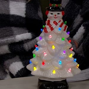 **NO DISCOUNTS** Mr. Christmas 14” Ceramic Snowman Tabletop Lighted decoration